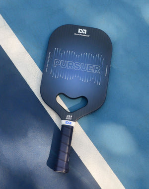 Pursuer Raw T700 Carbon Sandblast 16 mm Pickleball Paddle